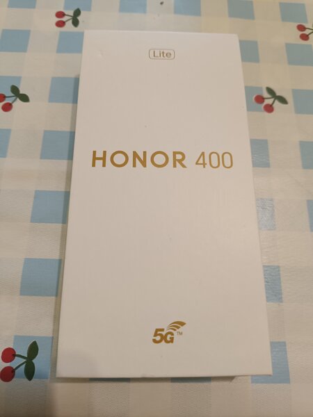 Vand telefon Honor 400 Life
